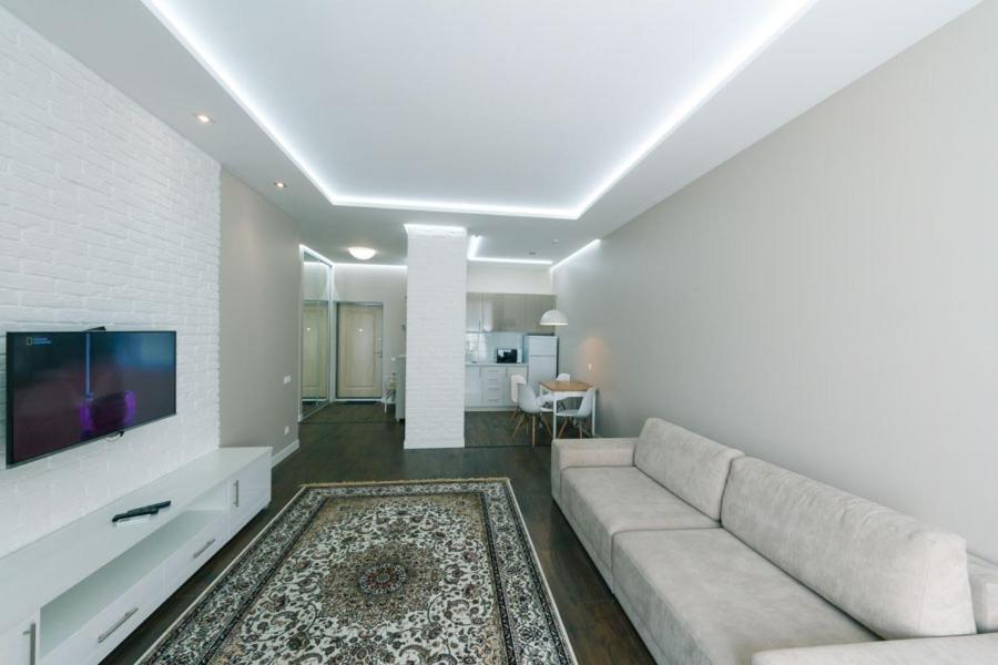 Квартира На Улице Деловая Kiev Exteriör bild